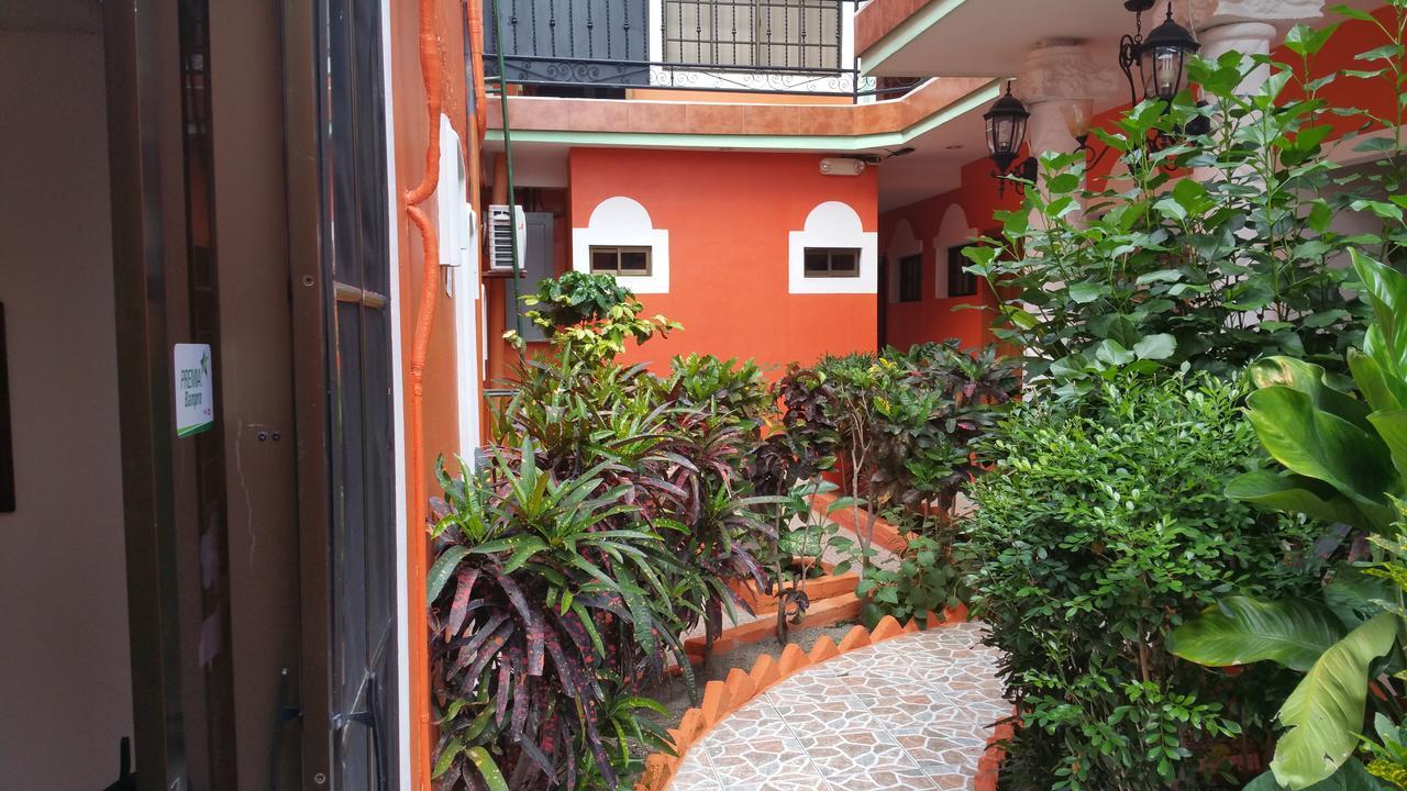 Estelí Hotel Don Vito מראה חיצוני תמונה