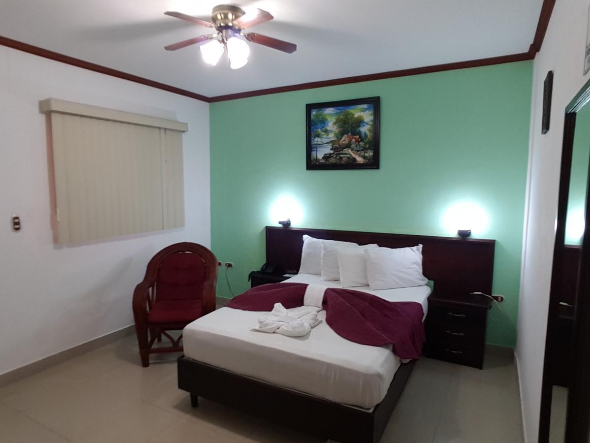 Estelí Hotel Don Vito מראה חיצוני תמונה