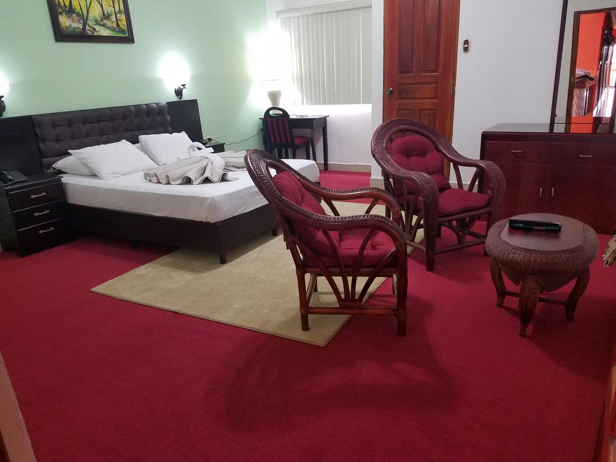 Estelí Hotel Don Vito מראה חיצוני תמונה