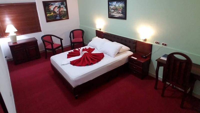 Estelí Hotel Don Vito מראה חיצוני תמונה