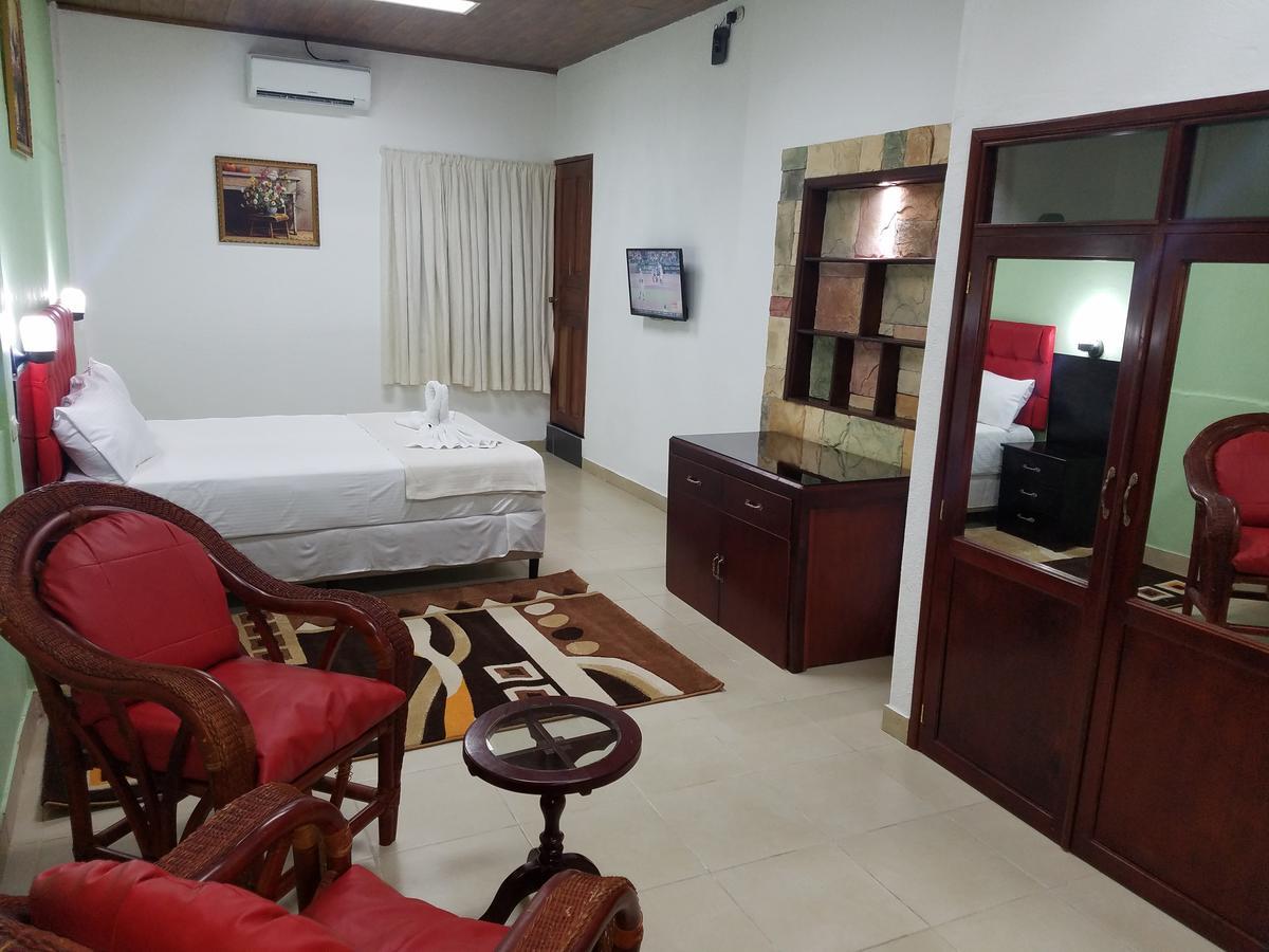 Estelí Hotel Don Vito מראה חיצוני תמונה