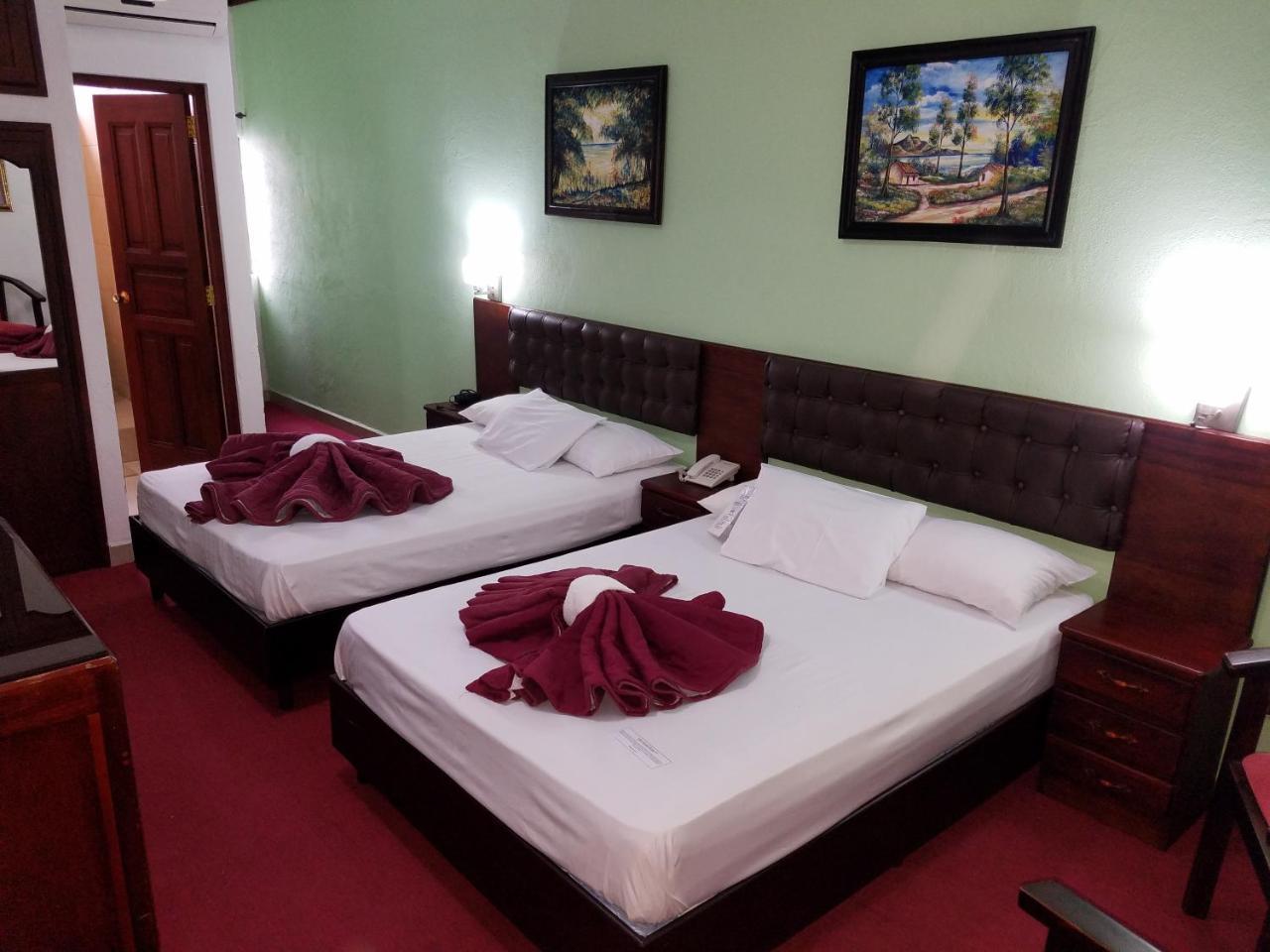 Estelí Hotel Don Vito מראה חיצוני תמונה