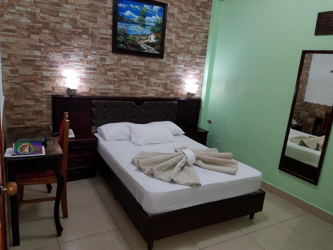 Estelí Hotel Don Vito מראה חיצוני תמונה
